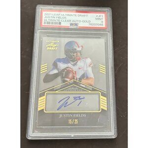 Justin Fields AUTO 2021 Ultimate Draft Gold Card /25 PSA 9